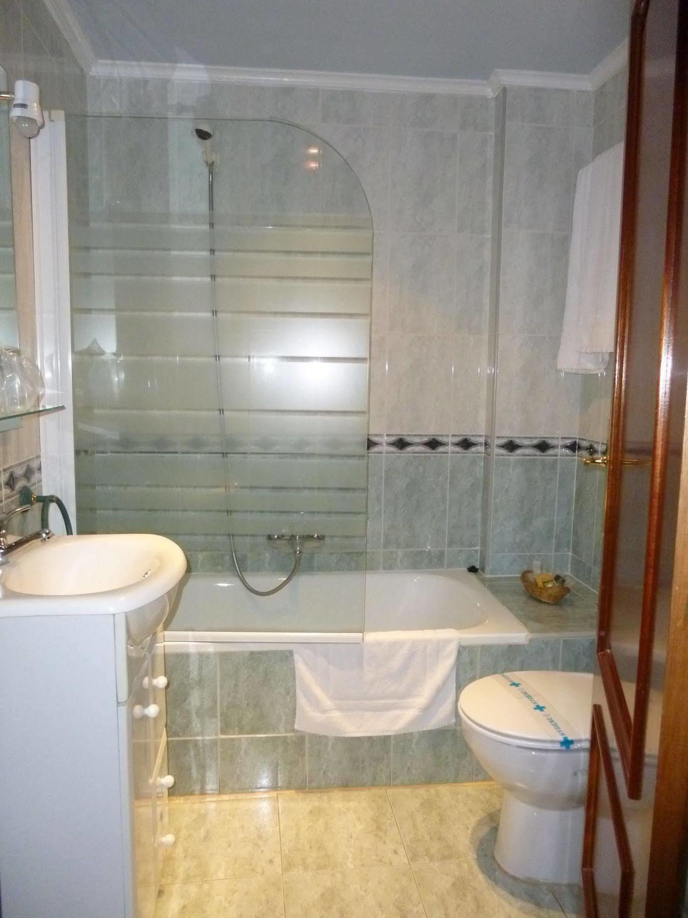 Hostal Ciudad De นาเฮรา ภายนอก รูปภาพ